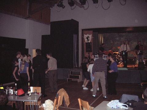 Band "Tapestry" belting out the songs